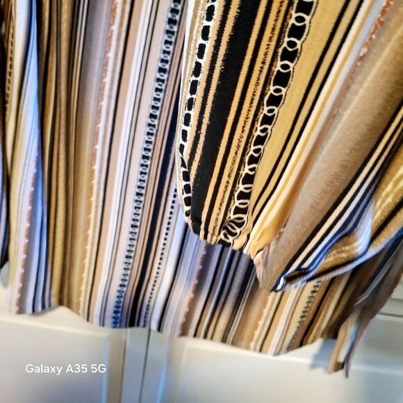 Susan Graver Womens L Striped Liquid Knit Long-Sleeve Blouse With Ruffle Collar - Picture 2 of 4